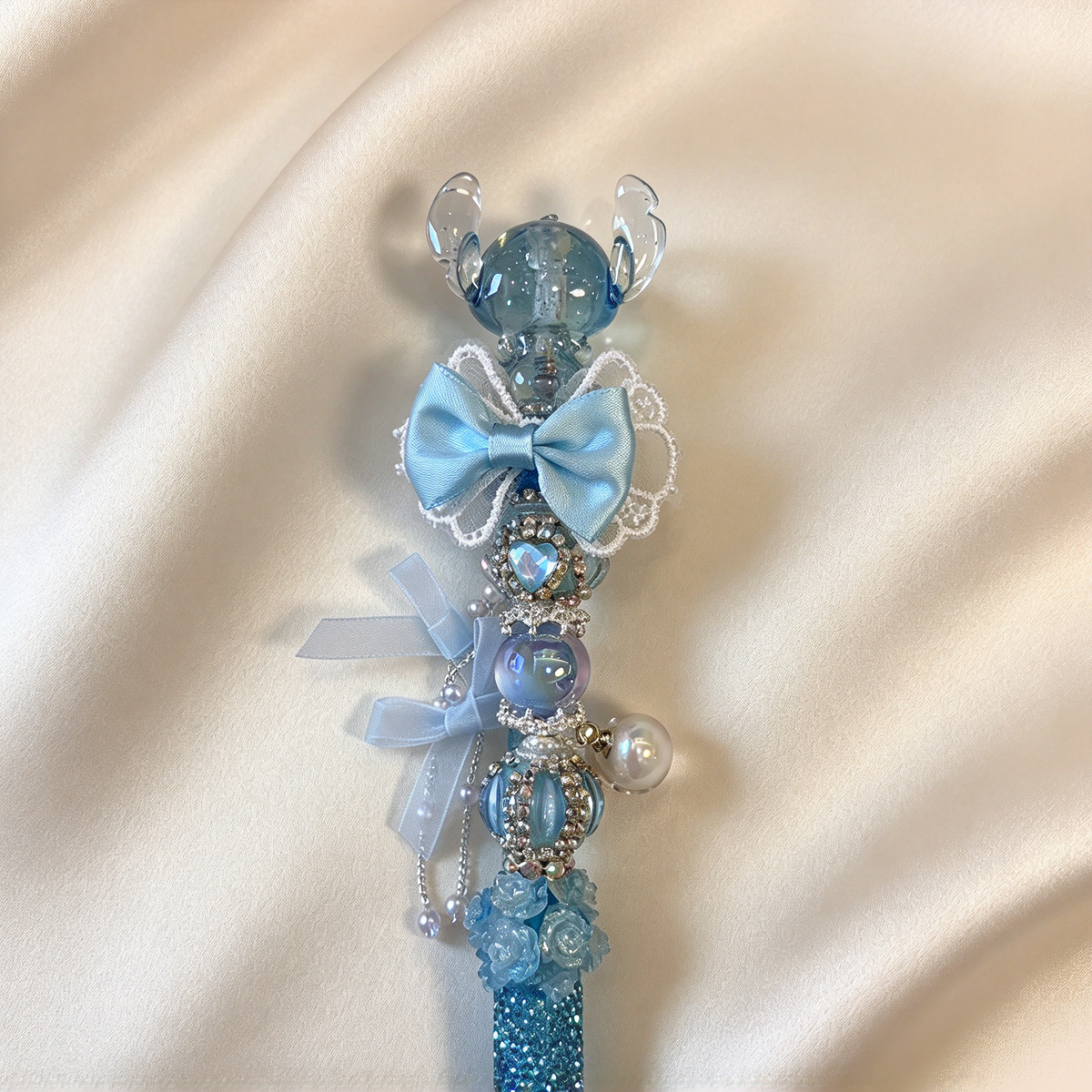 Crystal Tide Stitch Rhinestone Pen