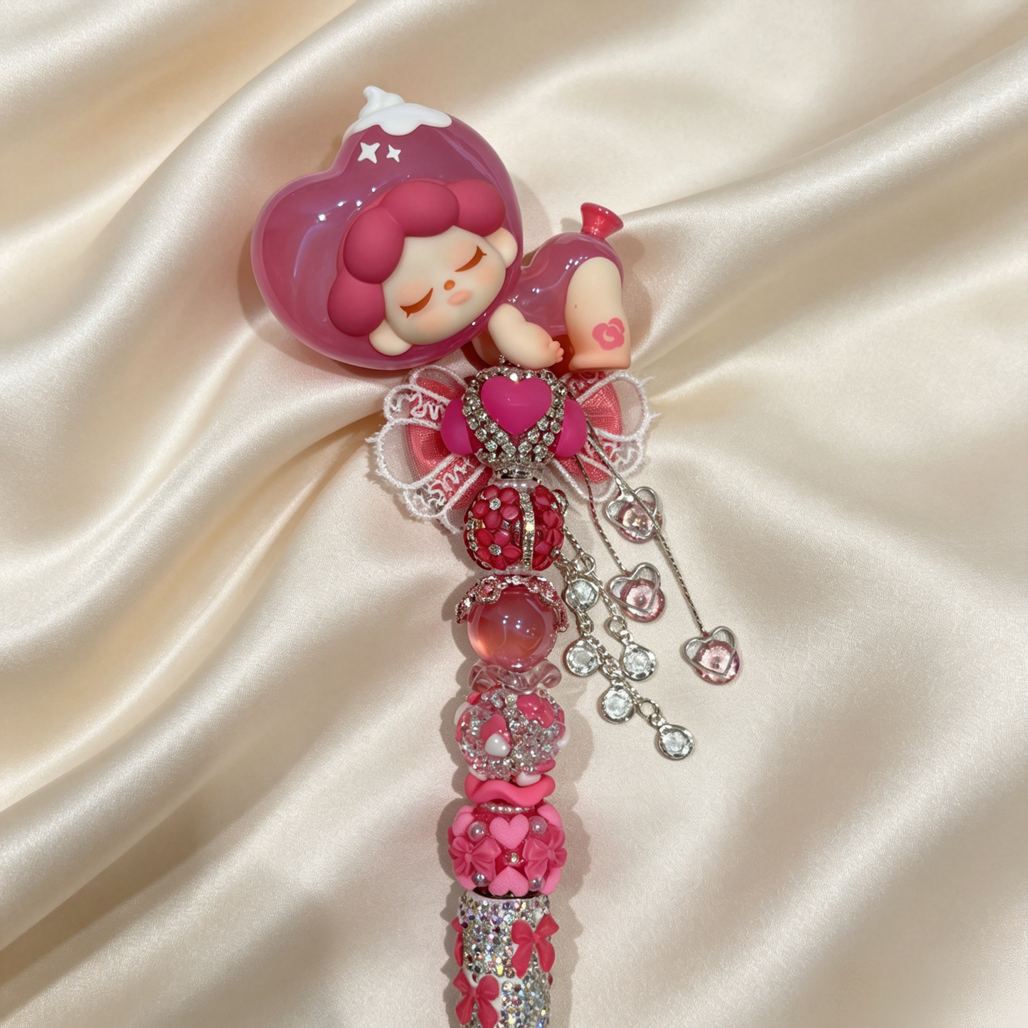 Sleepy Wendy Handmade Rhinestone Pen