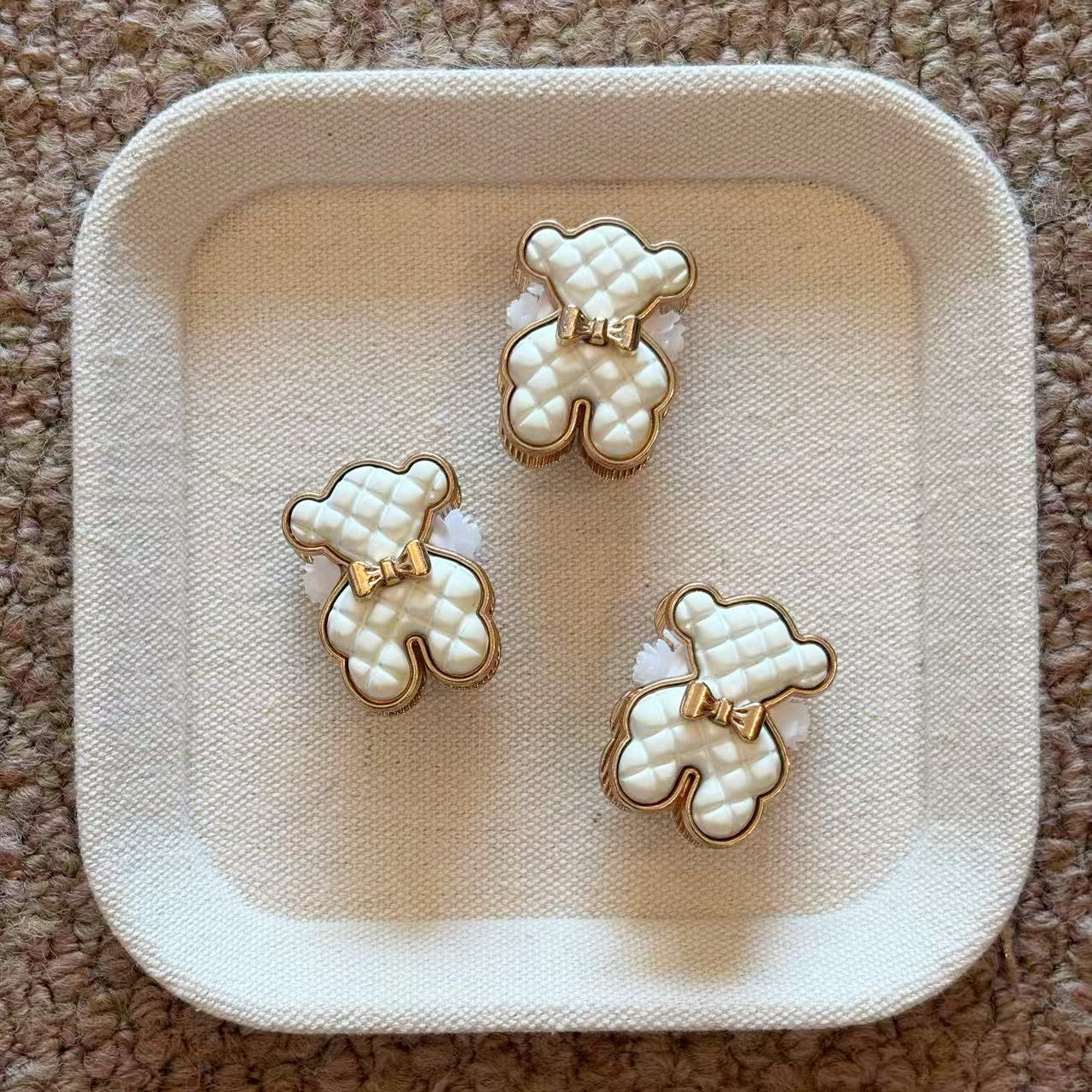 Retro Quilted Bow Bear Fancy Beads