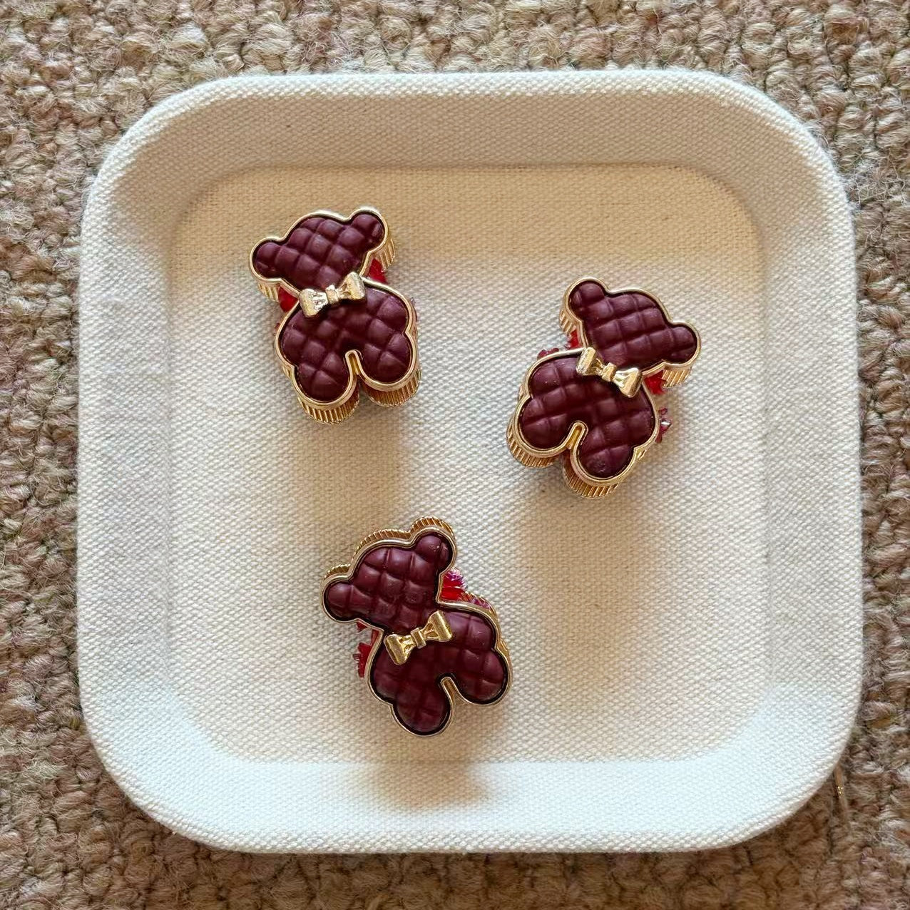 Retro Quilted Bow Bear Fancy Beads