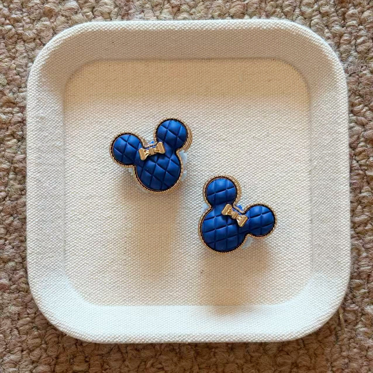 Retro Quilted Mickey Fancy Beads
