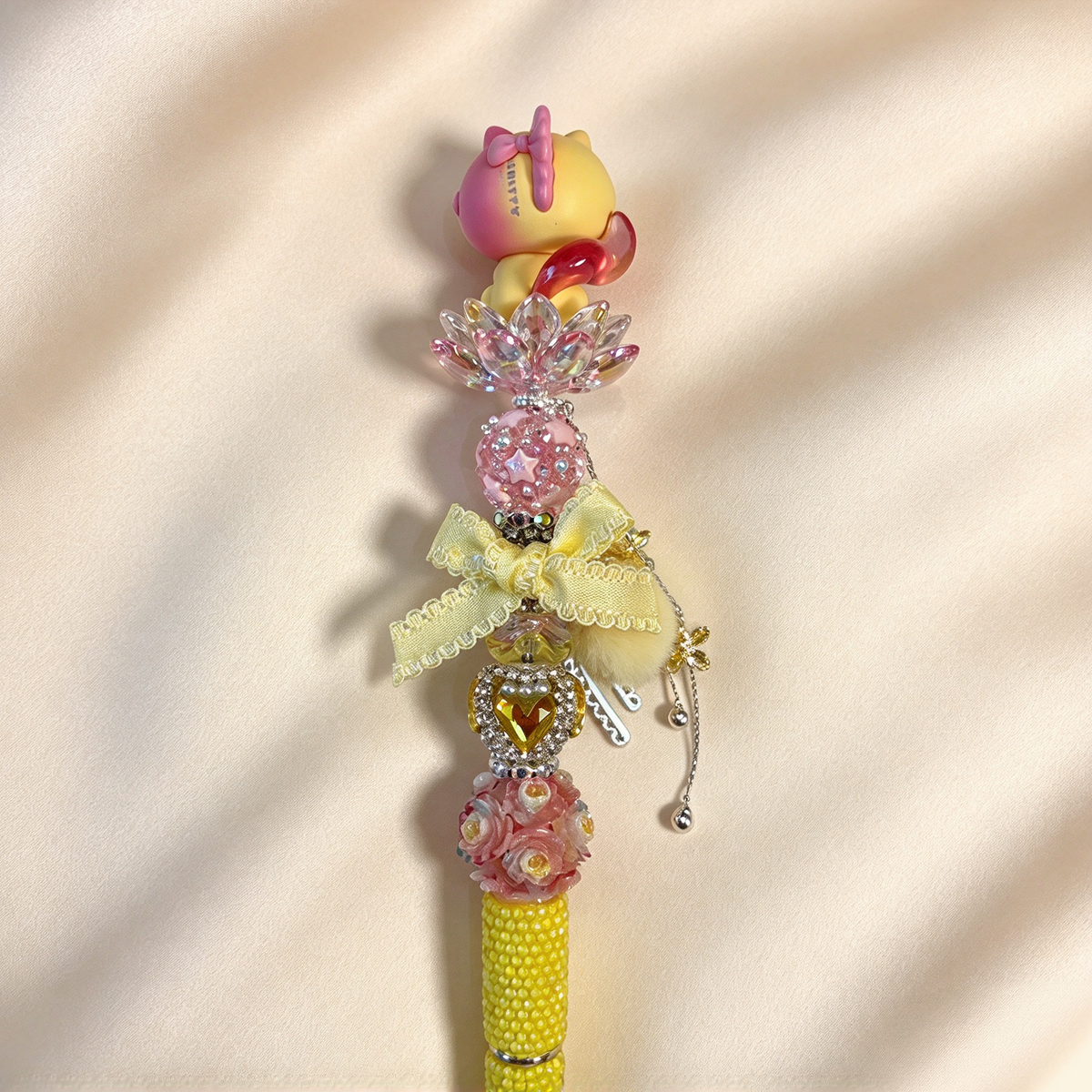 Buttercup Blush HK Rhinestone Pen