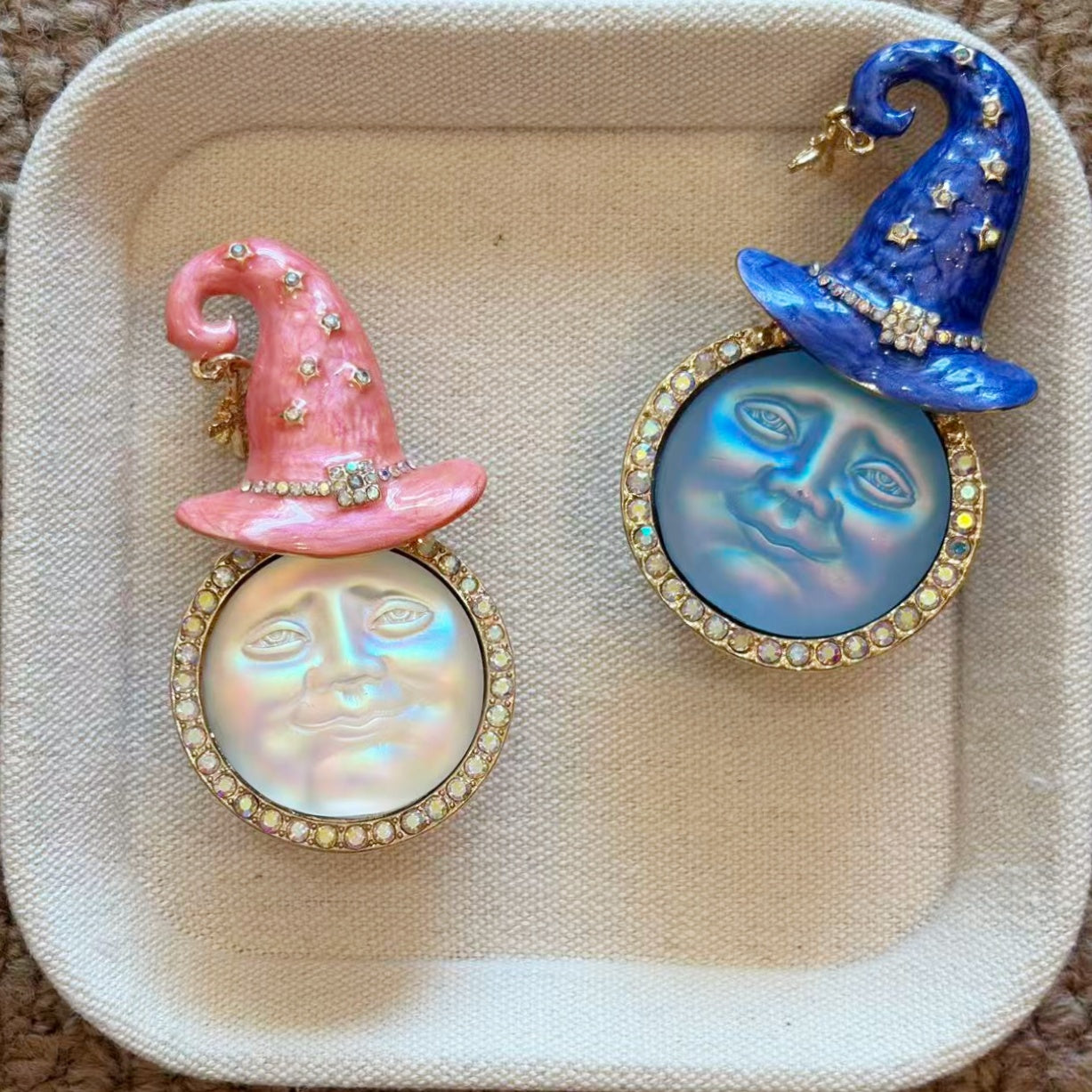 Man‑in‑the‑Moon Vintage Enamel Rhinestone Fancy Beads