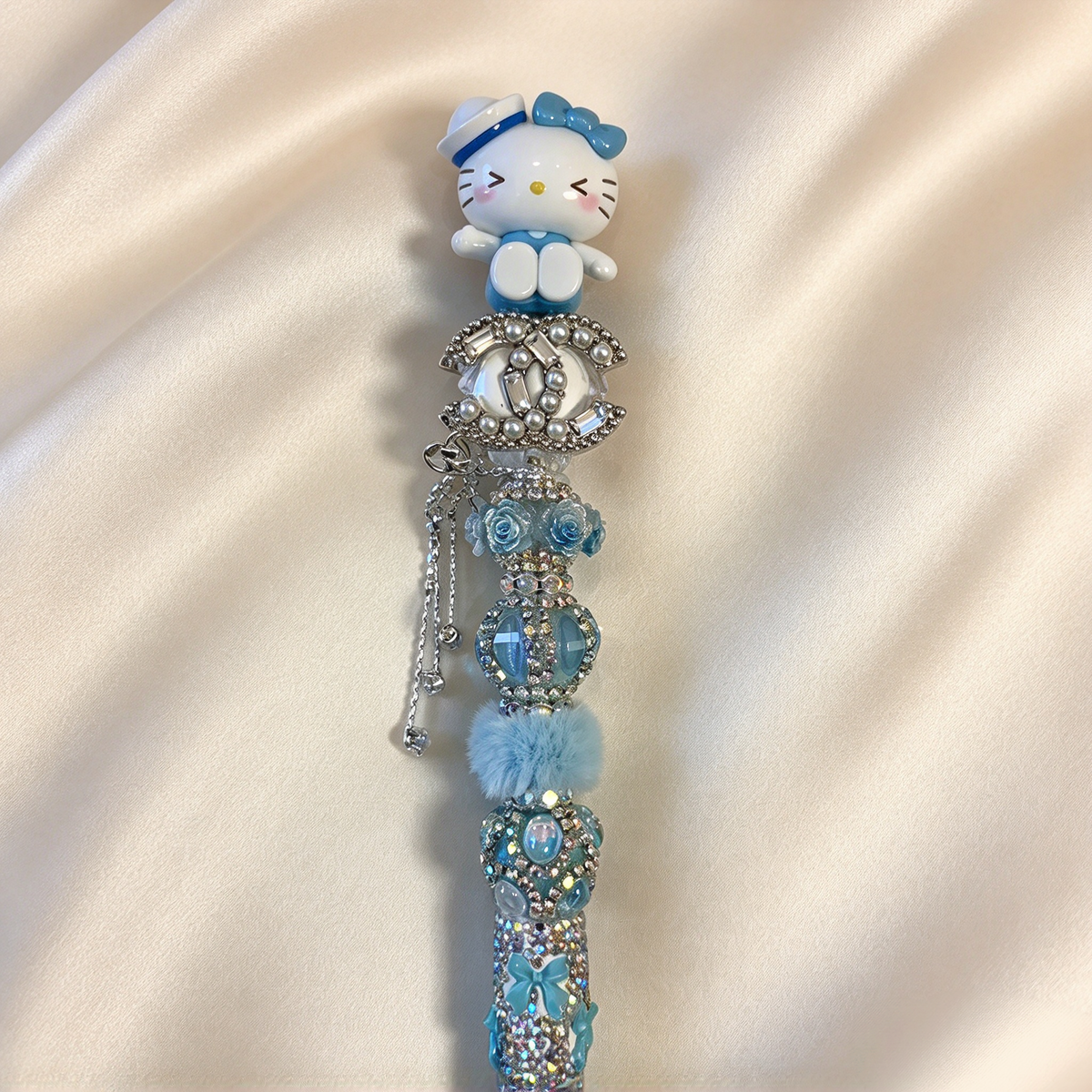 Vibrant HK&CC Rhinestone Pen