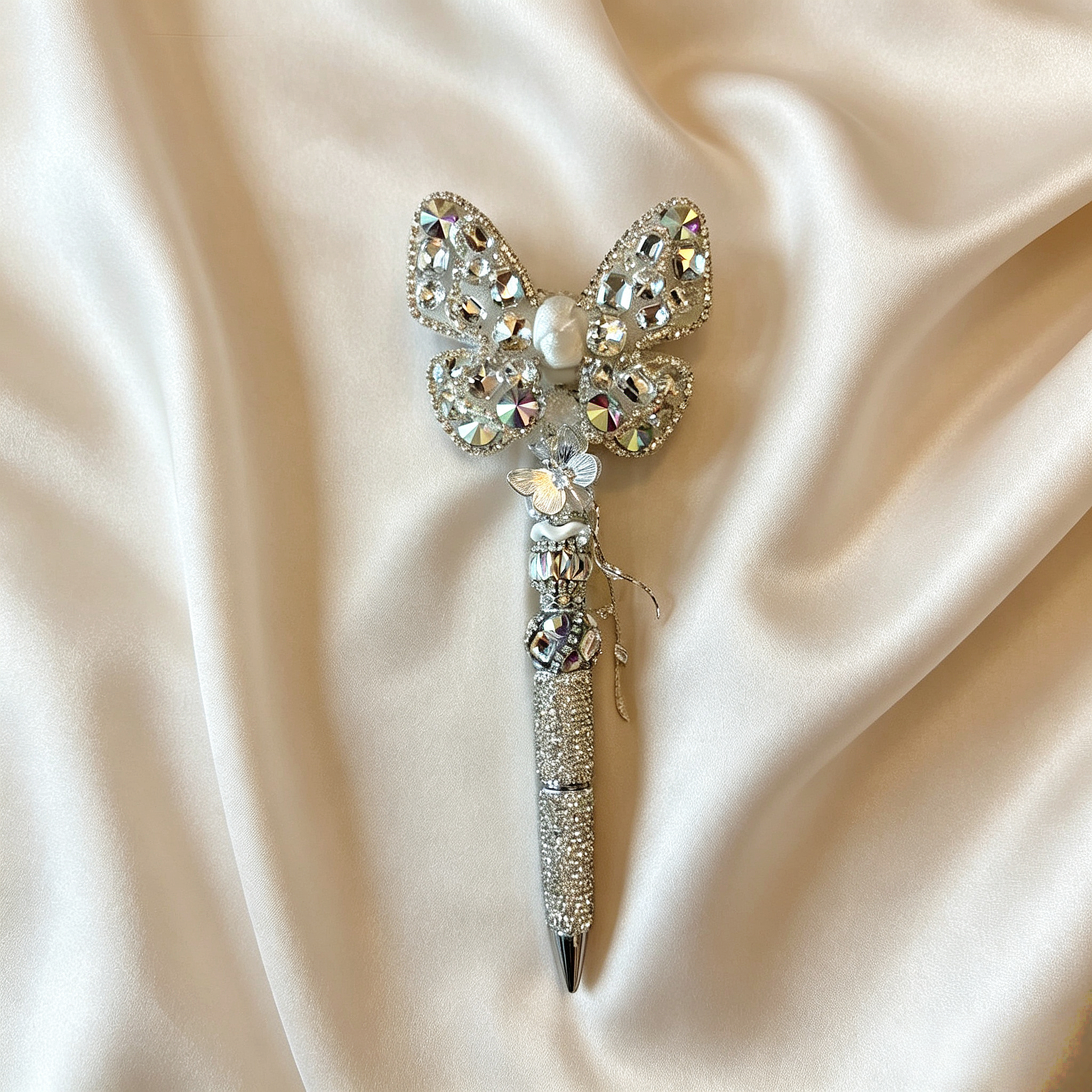 Butterfly diamond pen