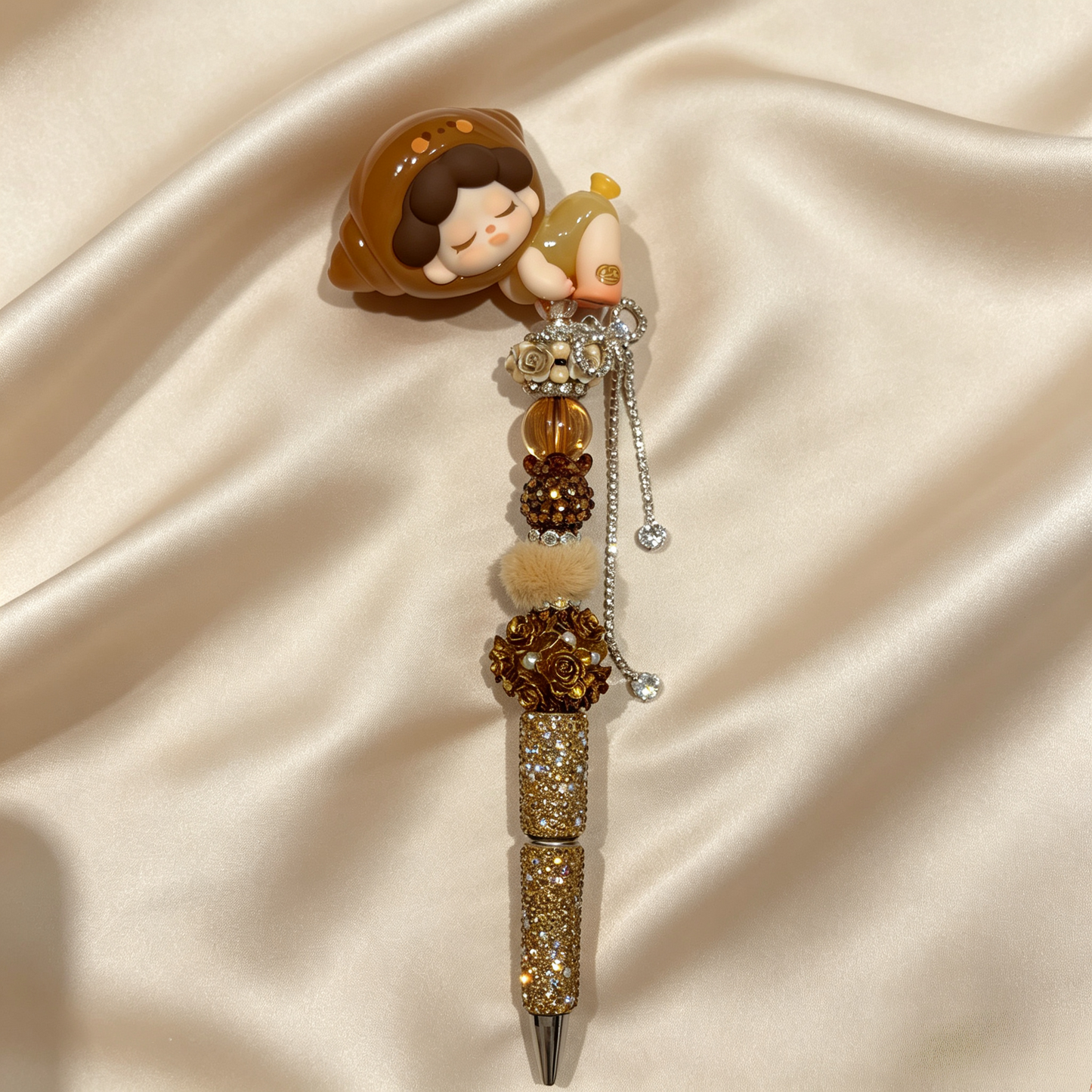 Sleepy Wendy Handmade Rhinestone Pen